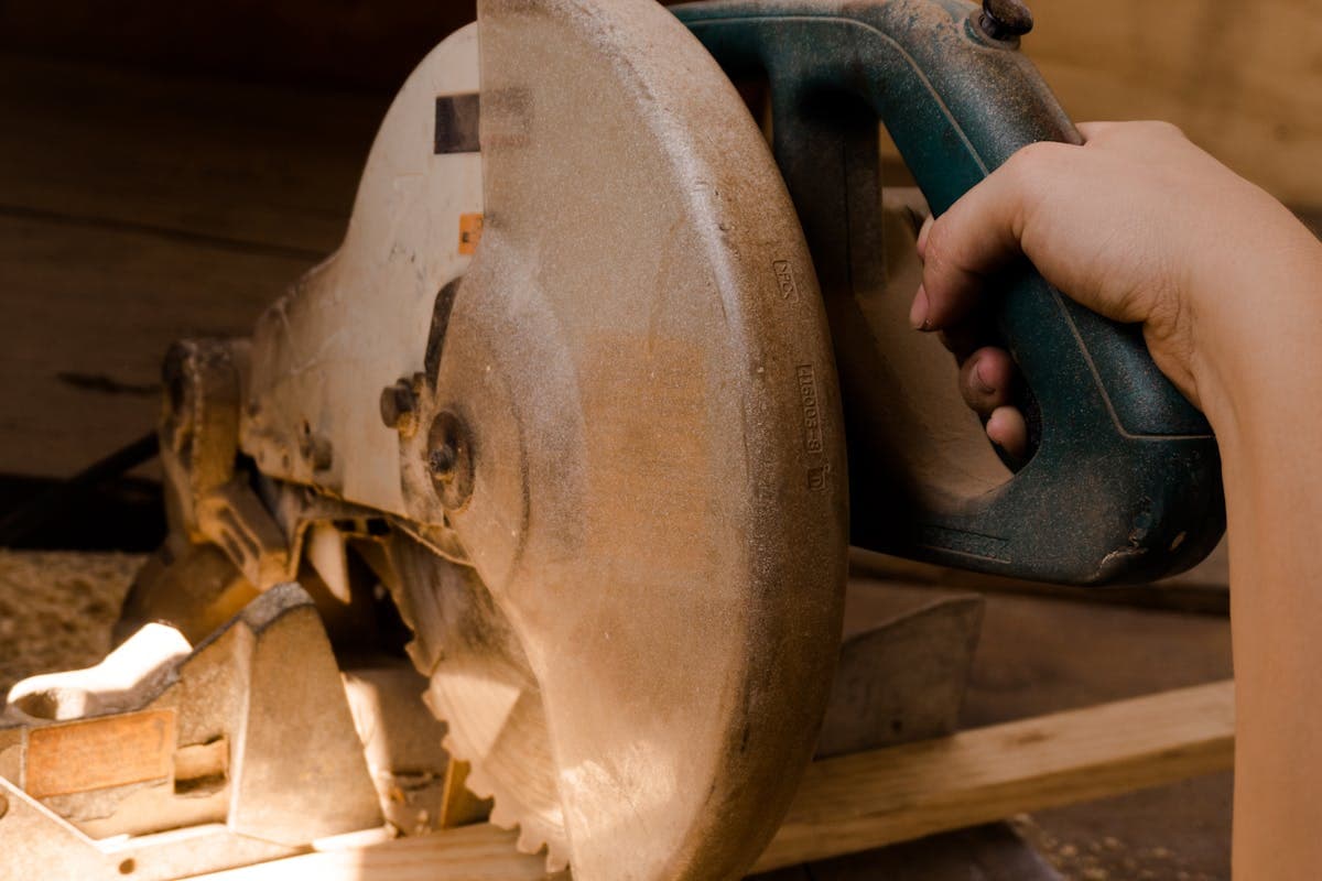 Benjamin Moore paint and Ace Hardware seasonal outdoor merchandise liquidation