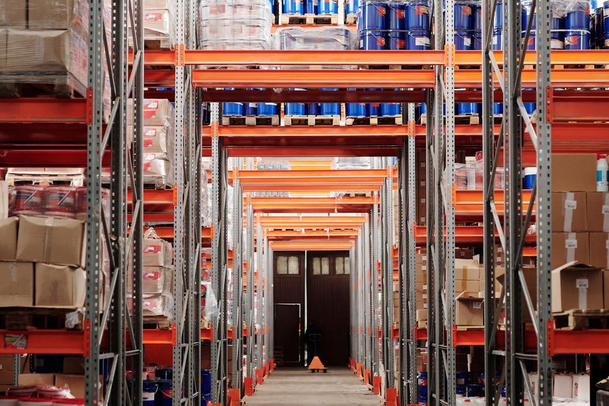 Target HPC high piece count liquidation truckload with 4ft gaylords in warehouse